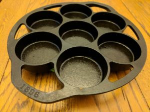 Lodge Biscuit Pan